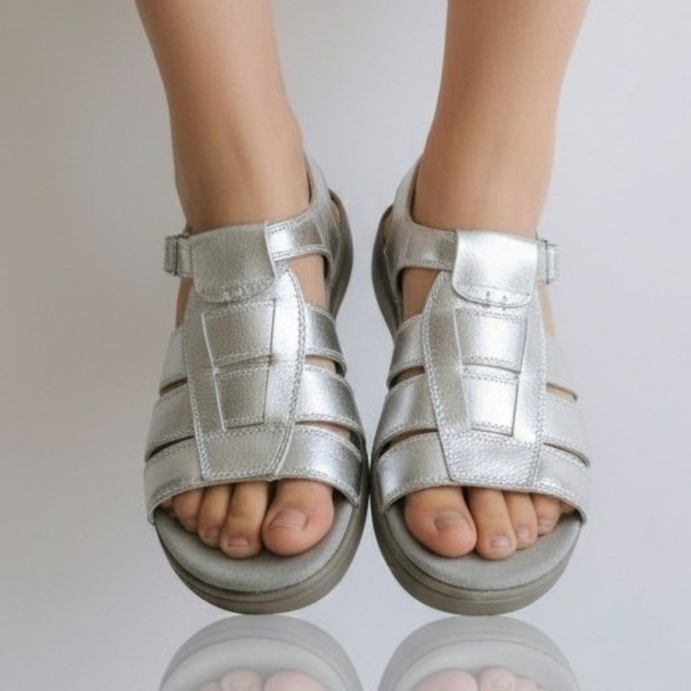 Dr Scholls Womens Silver‎ Leather Fisherman Sandals Size 8M Comfort Insoles NEW